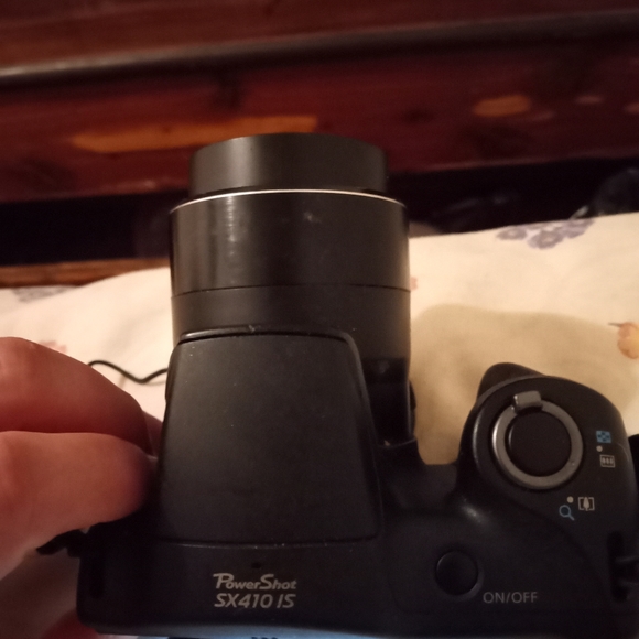 Canon PowerShot camera - Picture 6 of 6